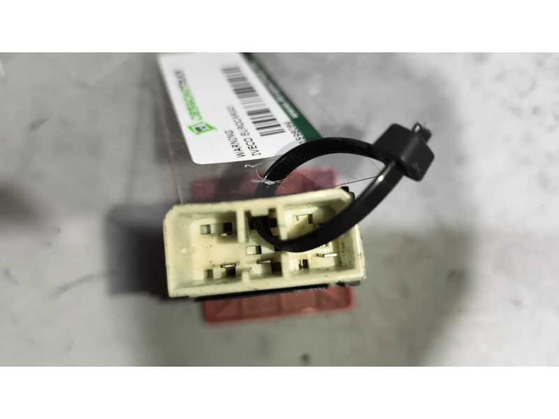 Recambio de warning para iveco eurocargo chasis  (typ 100 e 21) larga distancia referencia OEM IAM   