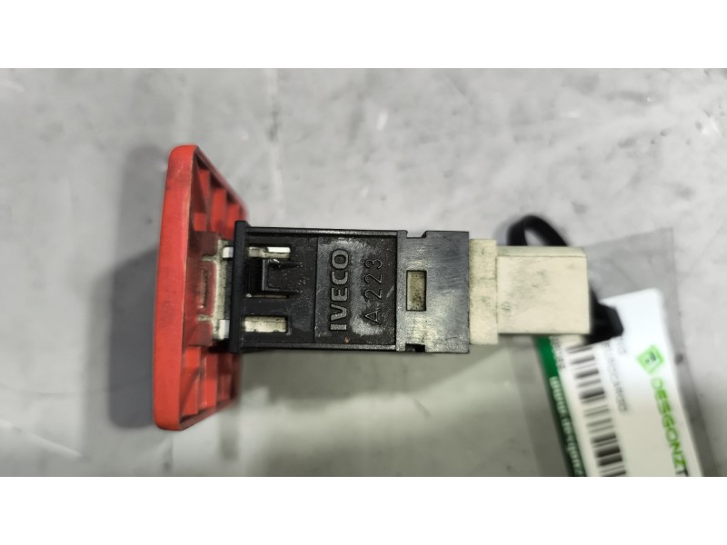 Recambio de warning para iveco eurocargo chasis  (typ 100 e 21) larga distancia referencia OEM IAM   
