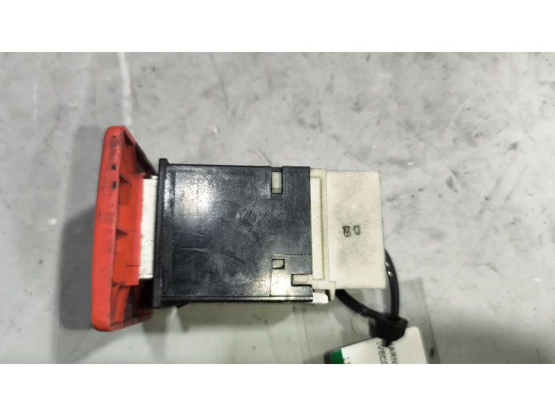 Recambio de warning para iveco eurocargo chasis  (typ 100 e 21) larga distancia referencia OEM IAM   