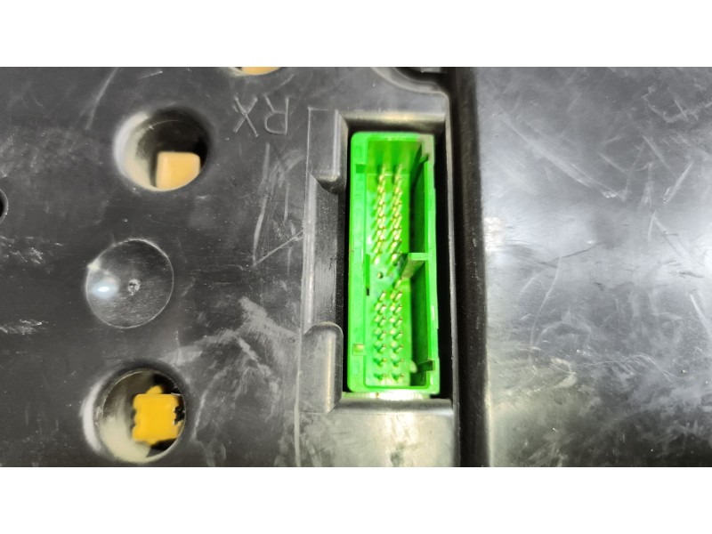 Recambio de cuadro instrumentos para volvo b12b referencia OEM IAM 70329200  