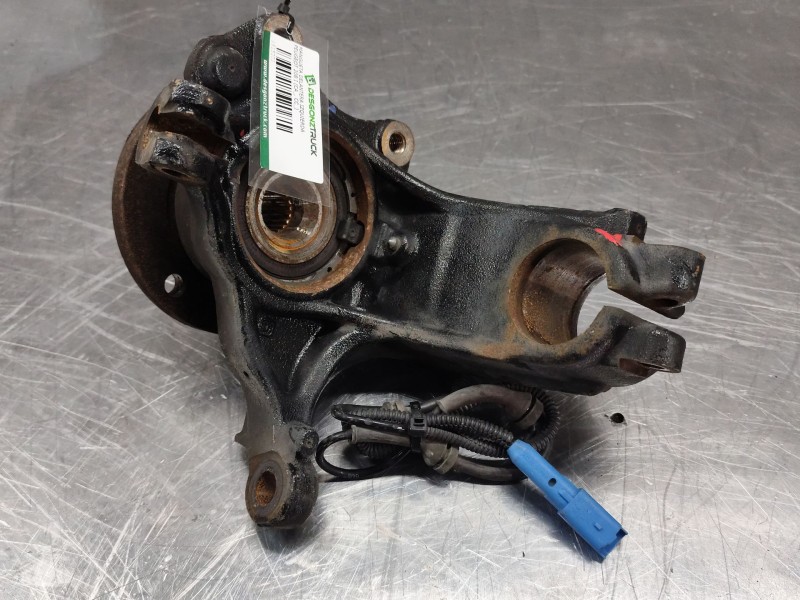 Recambio de mangueta delantera izquierda para peugeot 208 i (ca_, cc_) 1.2 thp 110 referencia OEM IAM   