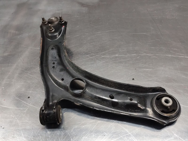 Recambio de brazo suspension inferior delantero izquierdo para audi q3 (f3b) 35 tdi quattro referencia OEM IAM   