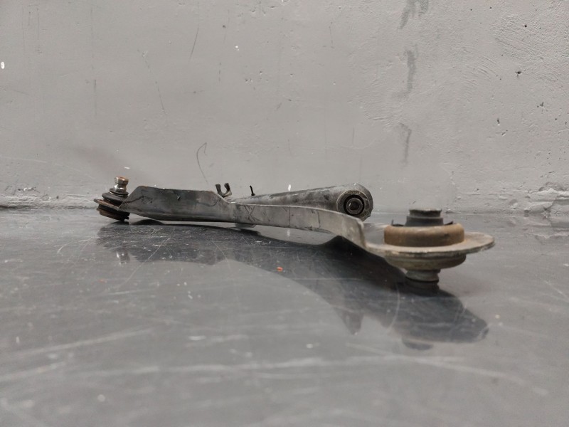 Recambio de brazo suspension inferior delantero izquierdo para renault megane ii coupe/cabrio authentique referencia OEM IAM   