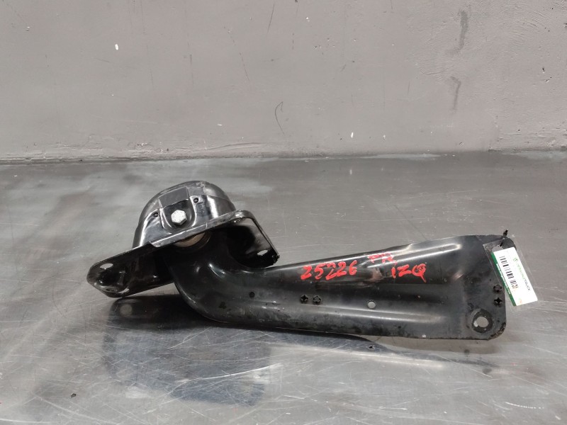 Recambio de soporte motor izquierdo para audi q3 (f3b) 35 tdi quattro referencia OEM IAM   