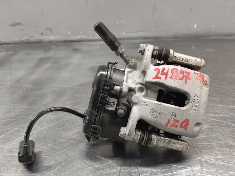 Recambio de pinza freno trasera izquierda para infiniti q30 1.5 d referencia OEM IAM A2465460543HT  