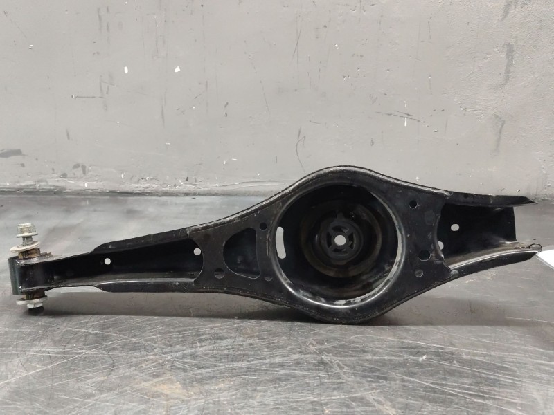 Recambio de brazo suspension inferior trasero derecho para volkswagen tiguan (5n_) 2.0 tdi 4motion referencia OEM IAM   