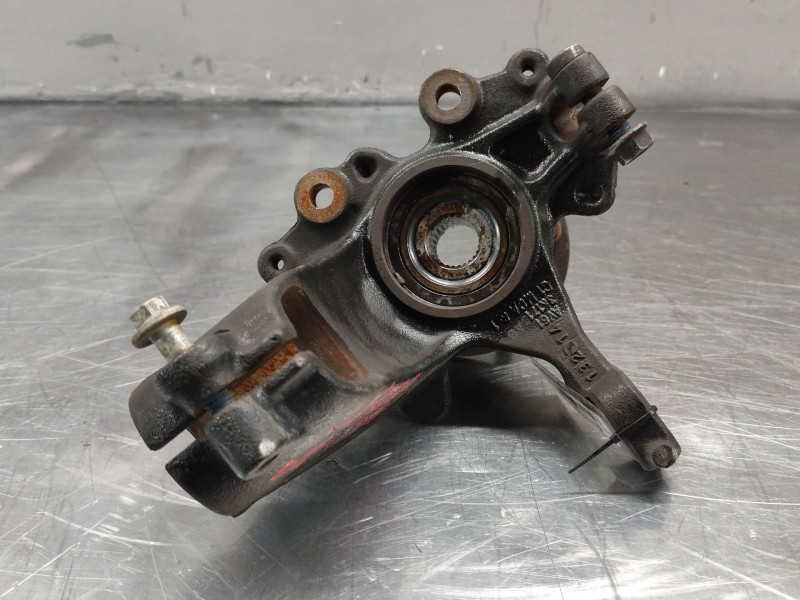 Recambio de mangueta delantera izquierda para ford c-max 1.6 tdci cat referencia OEM IAM   