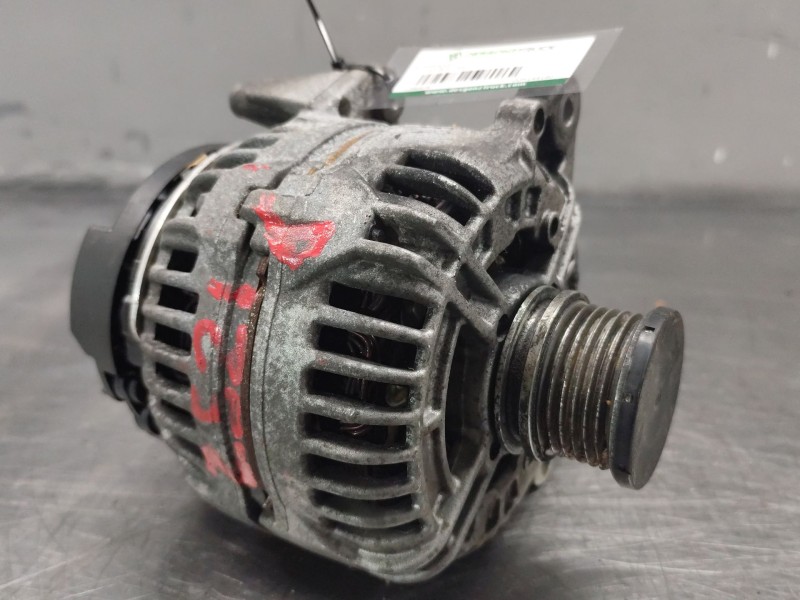 Recambio de alternador para audi a4 ber. (b8) básico referencia OEM IAM 00M144180  