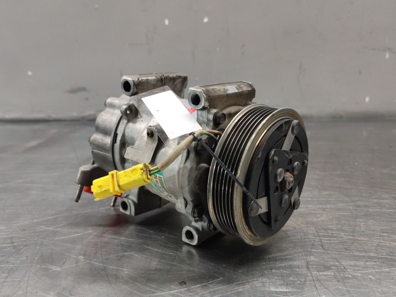 Recambio de compresor aire acondicionado para peugeot 206 berlina x-line referencia OEM IAM 9646273880  