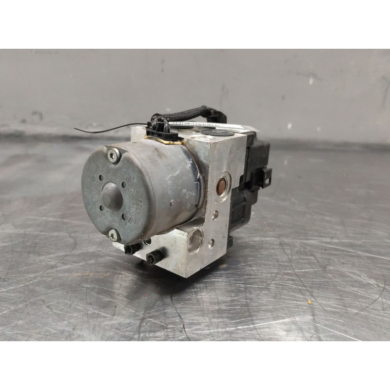 Recambio de abs para toyota corolla (_e12_) 2.0 d-4d (cde120r_, cde120l_) referencia OEM IAM   