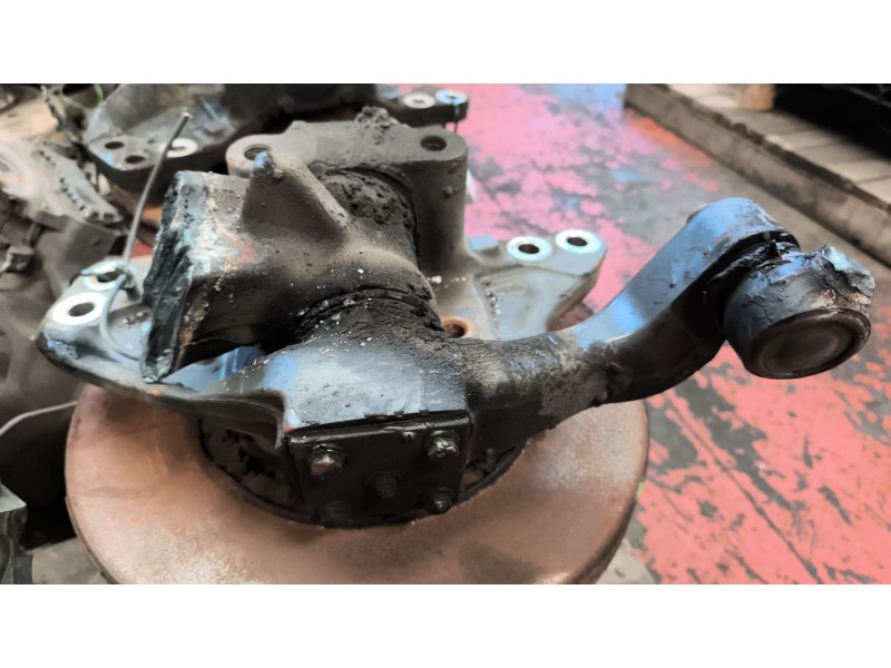 Recambio de mangueta delantera derecha para daf xf 106 480 referencia OEM IAM 0963955  