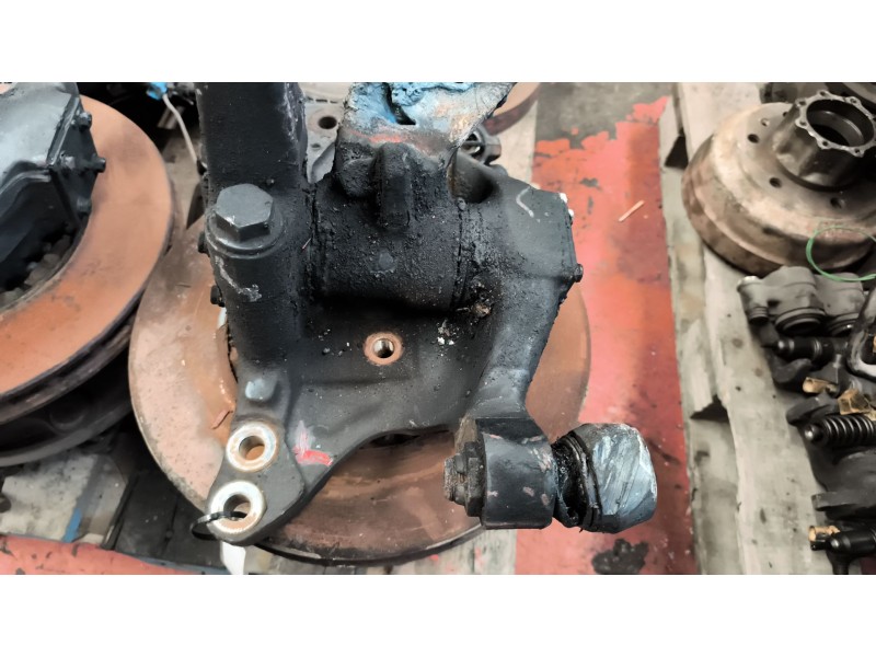 Recambio de mangueta delantera izquierda para daf xf 106 480 referencia OEM IAM 0963954  