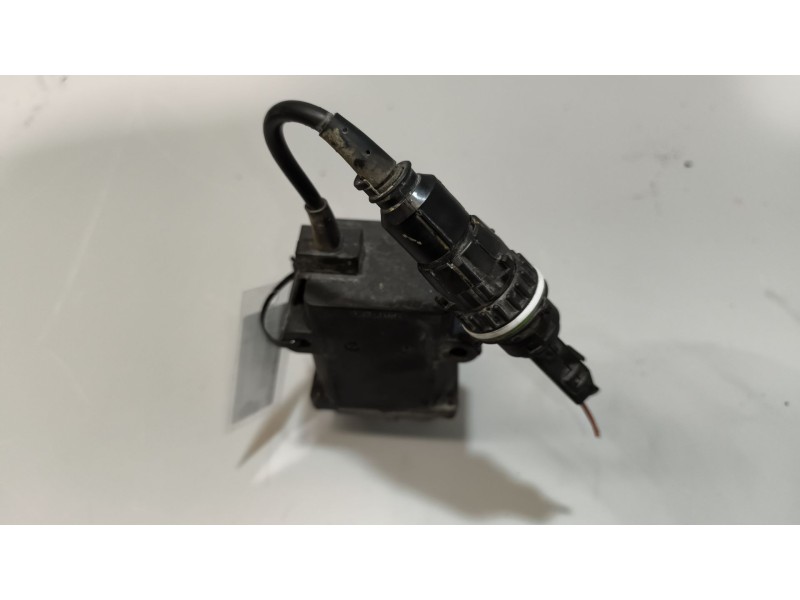 Recambio de desconectador baterias para renault magnum ab 2005 12.0 diesel referencia OEM IAM 20514313 5010480956 