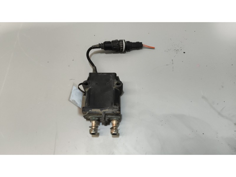 Recambio de desconectador baterias para renault magnum ab 2005 12.0 diesel referencia OEM IAM 20514313 5010480956 