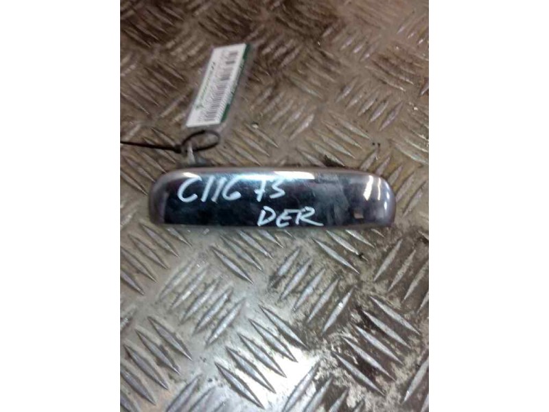 Recambio de maneta exterior delantera derecha para nissan trucks cabstar e 110.35 referencia OEM IAM   