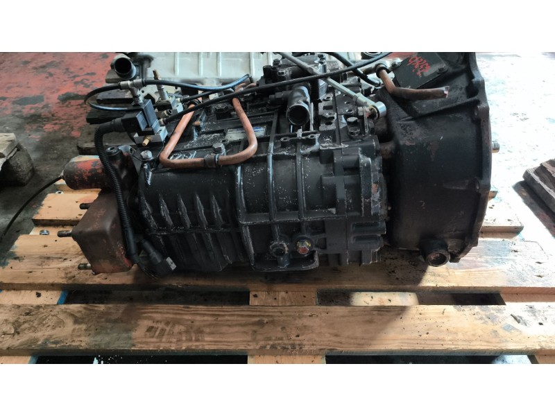 Recambio de caja cambios para nissan trucks atleon 210 referencia OEM IAM S636 1290052349 32010D92008