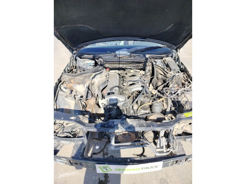 mercedes-benz clase e (w124) berlina del año 1987