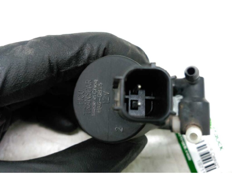 Recambio de bomba limpia para volvo v70 familiar edition r-design referencia OEM IAM 1S7117K624FE 1355124 