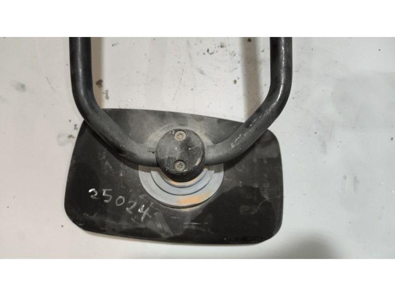 Recambio de retrovisor exterior frontal para renault midlum 6.2 diesel referencia OEM IAM 5001836443 5001836444 5001836445