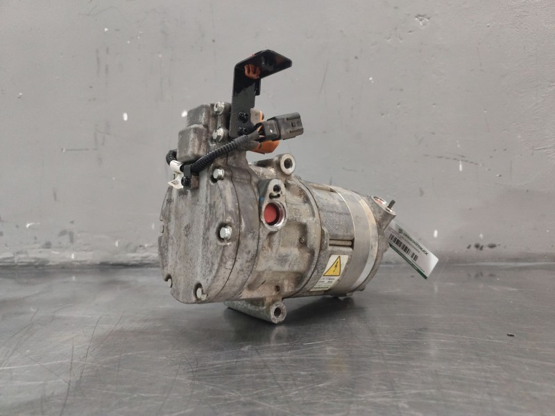 Recambio de compresor aire acondicionado para kia niro i (de) e-niro referencia OEM IAM CA600NDEAA04  