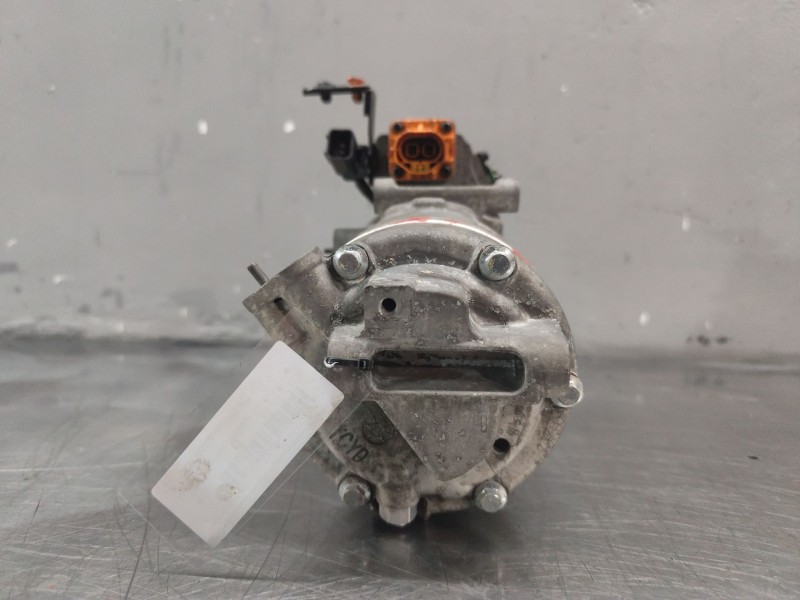 Recambio de compresor aire acondicionado para kia niro i (de) e-niro referencia OEM IAM CA600NDEAA04  