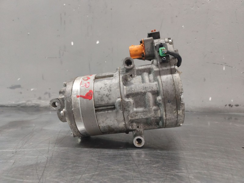 Recambio de compresor aire acondicionado para kia niro i (de) e-niro referencia OEM IAM CA600NDEAA04  