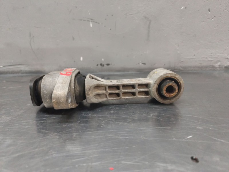 Recambio de soporte motor para hyundai i30 (gd) 1.6 crdi referencia OEM IAM 21950A5000  