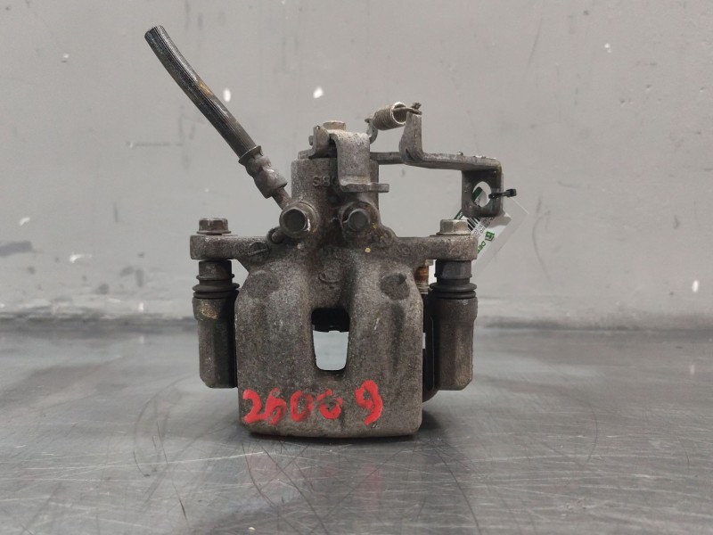 Recambio de pinza freno delantera derecha para hyundai i30 (gd) 1.6 crdi referencia OEM IAM   