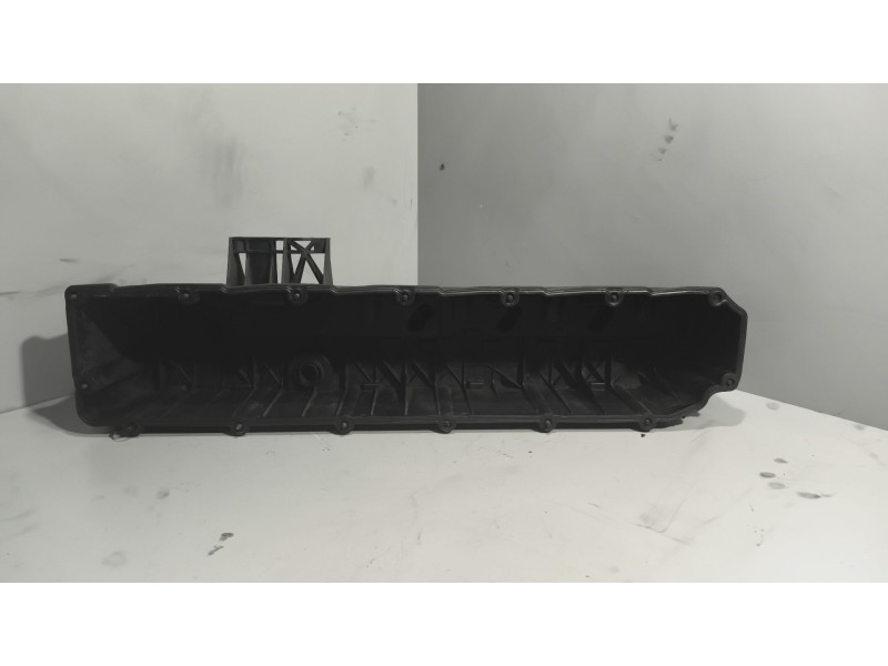 Recambio de tapa balancines para renault midlum referencia OEM IAM 7421002517 DXI7240EC06 