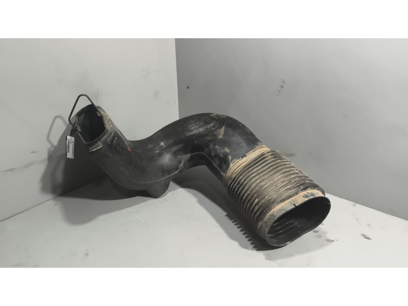 Recambio de tubo admision para renault serie t 12.8 diesel referencia OEM IAM 21627374  