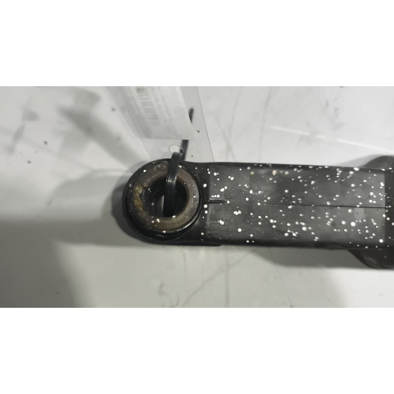 Recambio de brazo elevacion cabina para iveco stralis (ad/at) fg at   4x2 larga distancia referencia OEM IAM 500370651  