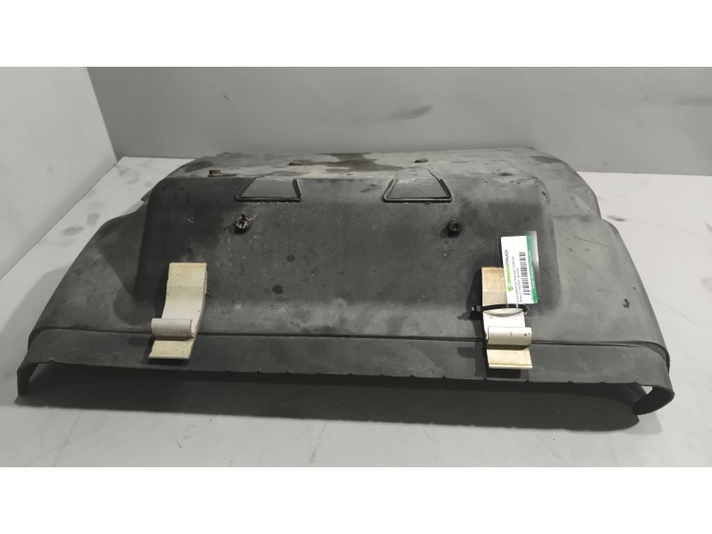 Recambio de guardabarros trasero derecho para renault magnum ab 2005 12.8 diesel referencia OEM IAM  DELANTERO 