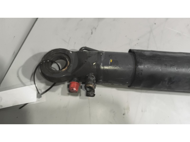 Recambio de brazo elevacion cabina para daf serie xf105.xxx 12.9 diesel referencia OEM IAM 1444742  