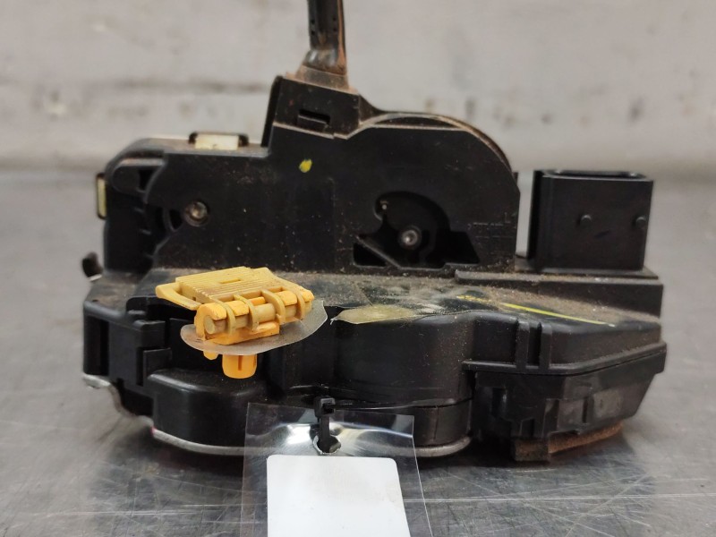 Recambio de cerradura puerta trasera izquierda para opel astra j lim. excellence referencia OEM IAM   