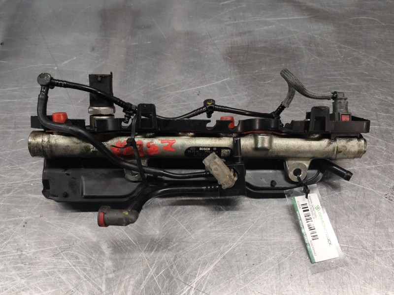 Recambio de rampa inyectora para renault scenic ii authentique referencia OEM IAM 8200330912  