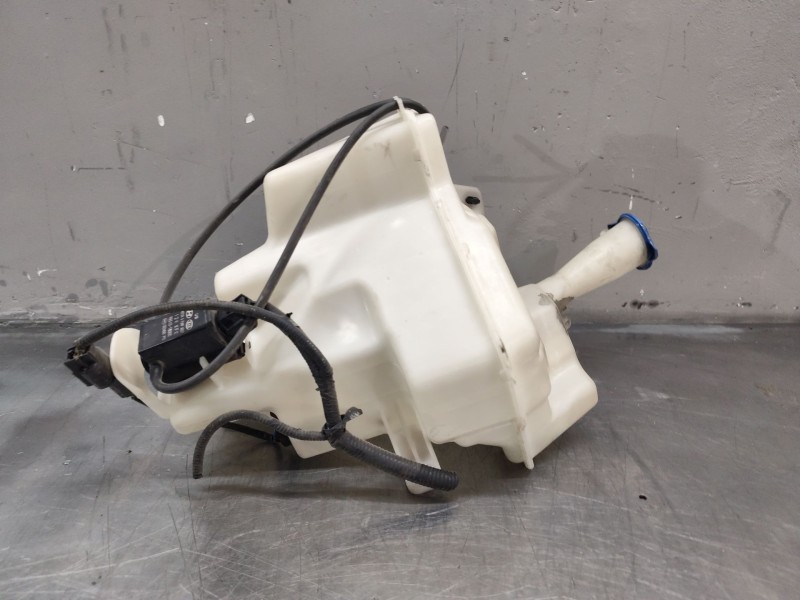 Recambio de deposito limpia para hyundai i30 (gd) 1.6 crdi referencia OEM IAM   