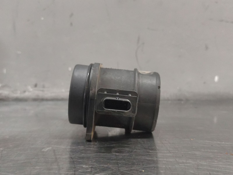 Recambio de caudalimetro para hyundai i30 (gd) 1.6 crdi referencia OEM IAM 9021050002  