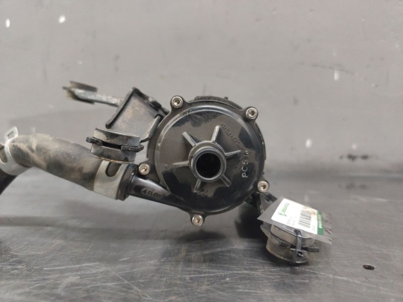 Recambio de bomba agua para kia niro i (de) e-niro referencia OEM IAM 369100E650  