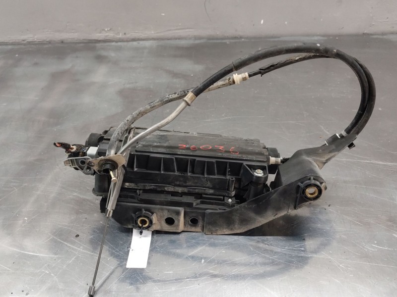 Recambio de freno de mano electrico para renault scenic ii authentique referencia OEM IAM 8200418647  