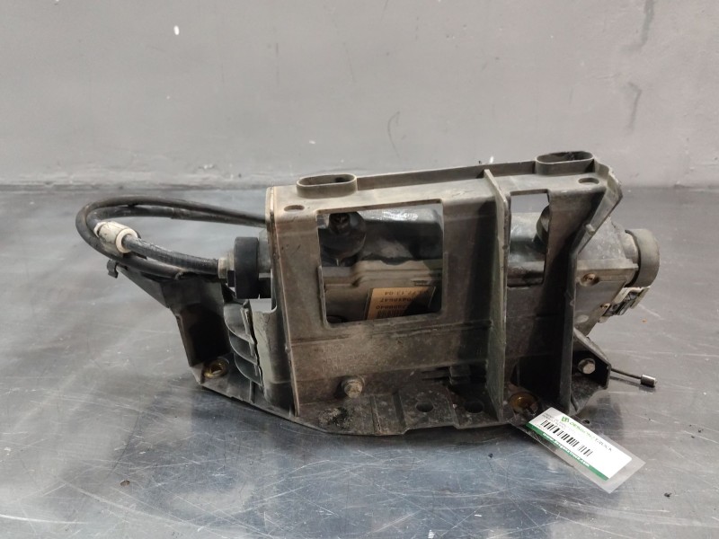 Recambio de freno de mano electrico para renault scenic ii authentique referencia OEM IAM 8200418647  