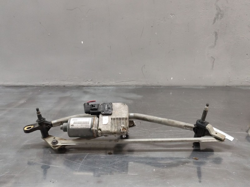 Recambio de motor limpia delantero para audi a4 ber. (b8) básico referencia OEM IAM 8K1955119A  