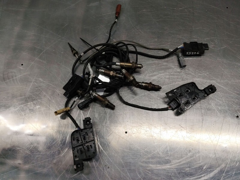 Recambio de sonda lambda para audi q3 (f3b) 35 tdi quattro referencia OEM IAM 05N907807F 05N907807D 05N907807E 05L906261H