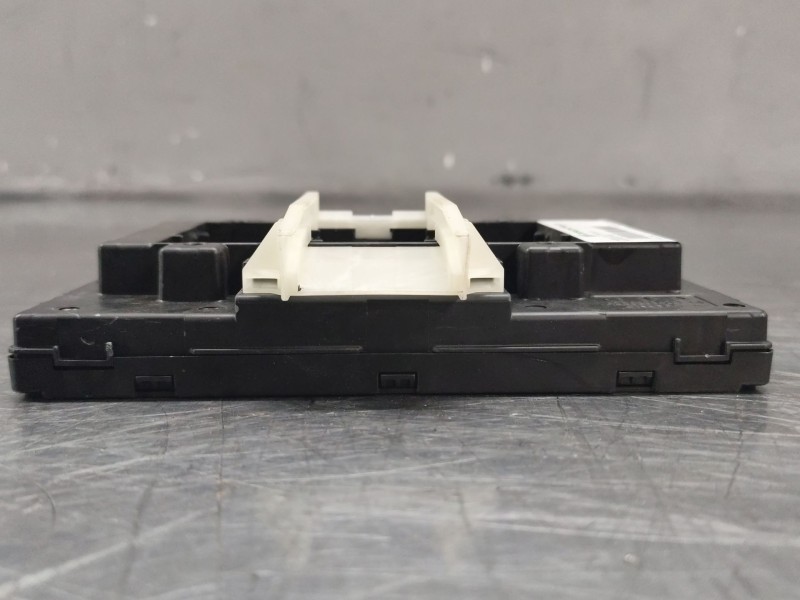 Recambio de modulo electronico para audi q3 (f3b) 35 tdi quattro referencia OEM IAM 5Q0937084EA  