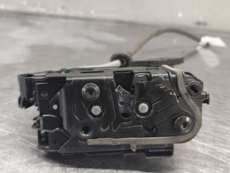 Recambio de cerradura puerta delantera derecha para audi q3 (f3b) 35 tdi quattro referencia OEM IAM 5TB837016C  