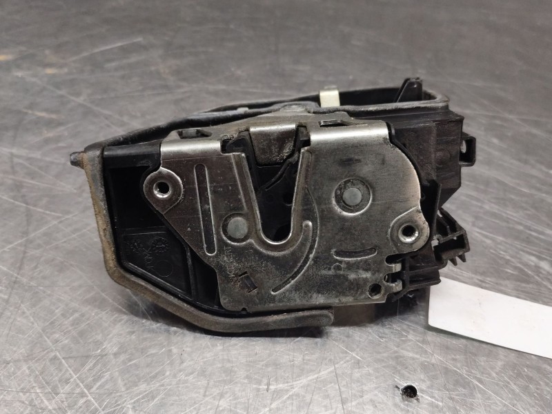 Recambio de cerradura puerta delantera izquierda para bmw 5 (e60) 530 d referencia OEM IAM   