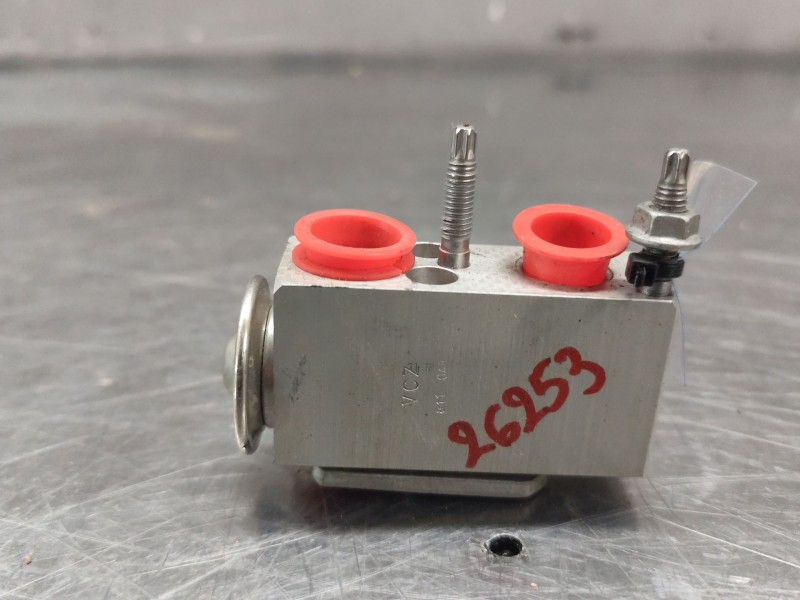 Recambio de valvula expansion para mercedes-benz clase gla (x156) gla 200 (156.943) referencia OEM IAM 2468300084  