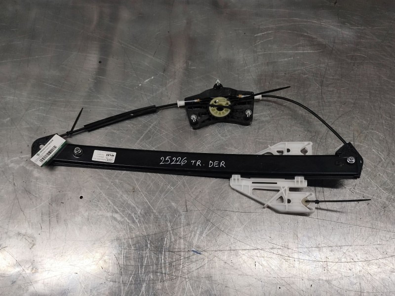 Recambio de elevalunas trasero derecho para audi q3 (f3b) 35 tdi quattro referencia OEM IAM 83A839462  