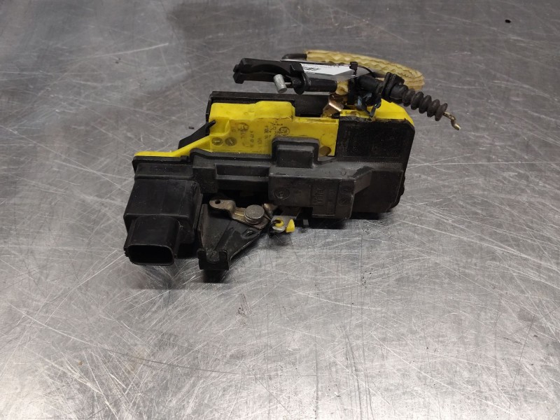 Recambio de cerradura puerta trasera derecha para opel astra g berlina club referencia OEM IAM   