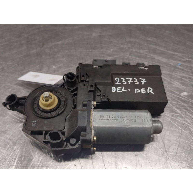Recambio de motor elevalunas delantero derecho para peugeot 307 break / sw (s1) sw pack referencia OEM IAM 9637130480  