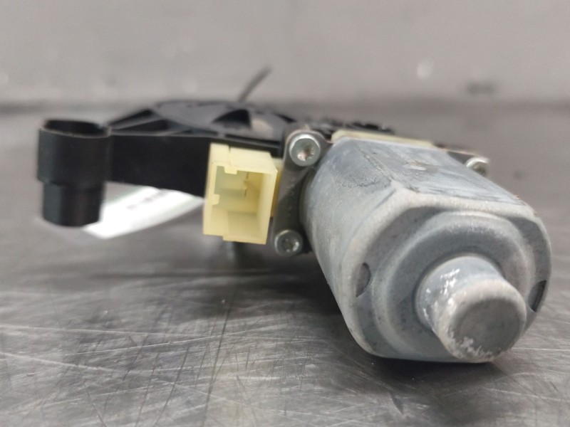 Recambio de motor elevalunas delantero izquierdo para audi q3 (f3b) 35 tdi quattro referencia OEM IAM 5Q0959802C  